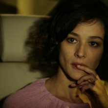 Nicole Grimaudo in L'amore fa male: una scena drammatica del film