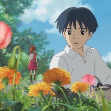Arrietty - Il mondo segreto sotto il pavimento: una coloratissima immagine tratta dal film