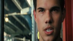 Clip 2 - Abduction - Riprenditi la tua vita