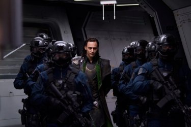 Un'immagine della cattura di Loki/Tom Hiddleston in The Avengers - I vendicatori