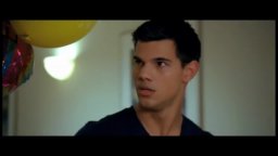 Video-recensione Abduction - Riprenditi la tua vita