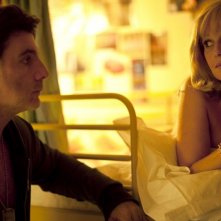 Philippe Lellouche ed Elisa Servier in Bienvenue à bord, una commedia francese del 2011