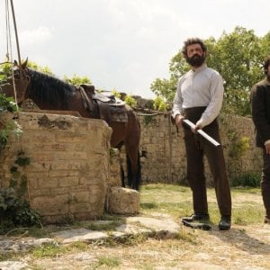 Vinicio Marchioni e Michele Alhaique fratelli in Cavalli