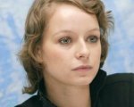 Samantha Morton, Helen Hunt e Maggie Grace in Decoding Annie Parker