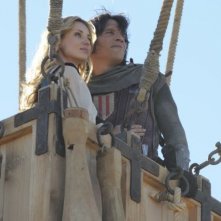 Sergio Peris-Mencheta nell'avventuroso El capitan Trueno y el Santo Grial con Natasha Yarovenko