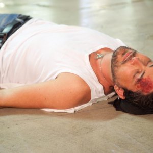 Marius Bizau a terra in una scena di Parking Lot 3D