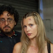 Massimo De Lorenzo e Harriet MacMasters-Green sul set di Parking Lot 3D