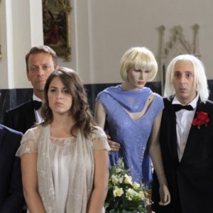 Matrimonio a Parigi: Diana Del Bufalo, Emanuele Bosi, Rocco Siffredi e Massimo Ceccherini in una scena del film