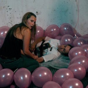 Parking Lot 3D: Harriet MacMasters-Green in una scena del film con Francesco Martino