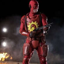 Super: Rainn Wilson nei panni di Crimson Bolt