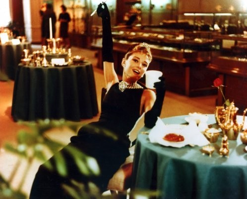 Audrey Hepburn Splendida In Una Scena Di Colazione Da Tiffany 218173