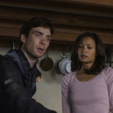 Cillian Murphy in Retreat con Thandie Newton
