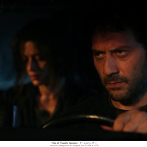 Filippo Timi i Claudia Pandolfi in una scena notturna di Quando la notte