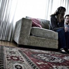 Rose Byrne e Patrick Wilson in una suggestiva inquadratura tratta dal film Insidious