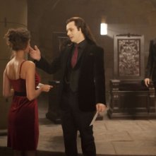 The Twilight Saga: Breaking Dawn - Parte I, Michael Sheen e Jamie Campbell Bower in una cupa scena del film