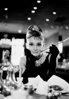 Una Strepitosa Audrey Hepburn In Un Immagine Di Colazione Da Tiffany 218174