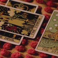 Burning Man, sesto episodio della prima stagione de I Fantasmi di Bedlam. I tarocchi della scena iniziale