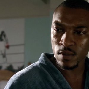 I Fantasmi di Bedlam - Ashley Walters in Committed, quinto episodio della prima stagione