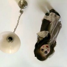 I fantasmi di Bedlam, prima stagione, episodio Hide and Seek: una presenza spettrale si manifesta sul soffitto