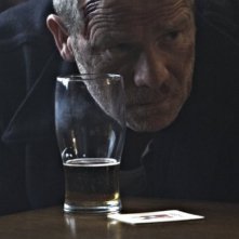 Peter Mullan in una scena di Tyrannosaur, il dramma diretto da Paddy Considine