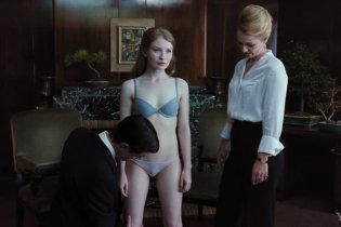 Trailer 2 - Sleeping Beauty