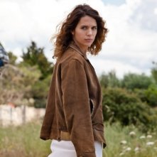 Aylin Prandi in una scena de Il paese delle spose infelici