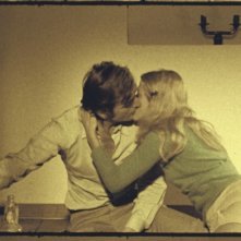 Mario Valdemarin e Cinzia Bruno in una scena del film L'illazione di Lelio Luttazzi