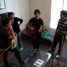 Turbanti, Cioni e Santamaria insieme al regista Roan Johnson sul set de I primi della lista