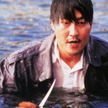 Song Kang-ho pronto alla vendetta nell'epilogo di Sympathy for Mr. Vengeance