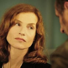 Isabelle Huppert e Benoît Poelvoorde in una scena di Mon pire cauchemar