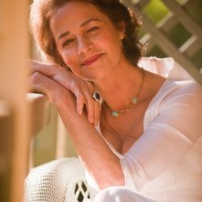 Una bella immagine di Charlotte Rampling, protagonista di The eye of the storm