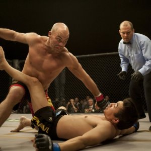 Kurt Angle sul ring del film Warrior