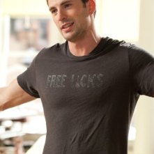 Un aitante Chris Evans in una scena di (S)ex List