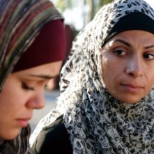 Dina Shihabi e Gamze Ceylan in una scena del film drammatico David