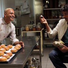 Lezioni di cioccolato 2: Hassani Shapi e Luca Argentero in cucina con i bomboloni ripieni