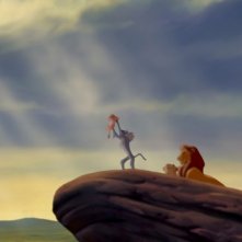 Simba, Rafiki, Sarabi e Mufasa in una bella immagine del film Il re leone 3D