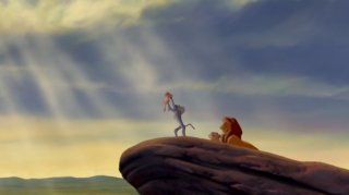 Simba, Rafiki, Sarabi e Mufasa in una bella immagine del film Il re leone 3D
