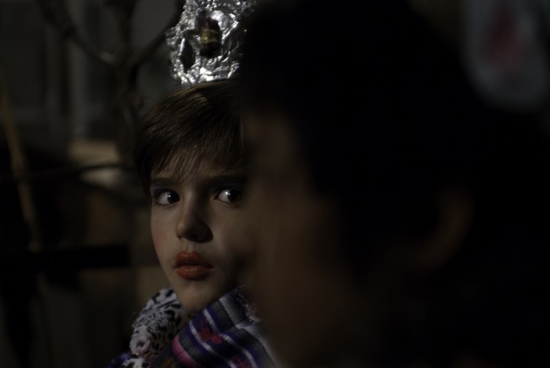 En El Nombre De La Hija Sebastian Hormachea Spaventato In Un Immagine Del Film 219556