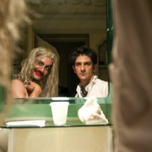 Marco Foschi e Francesco Mandelli in una scena del film I soliti idioti