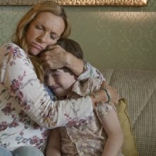 Toni Collette insieme a Jason Spevack in una scena del film Jesus Henry Christ