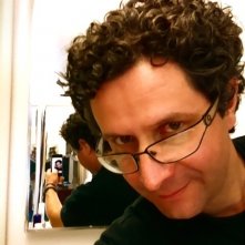 Dudamel: Let the Children Play, il regista Alberto Arvelo Mendoza in un'immagine promozionale