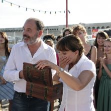 Le nevi del Kilimangiaro: Jean-Pierre Darroussin insieme ad Ariane Ascaride in un'immagine tratta dal film