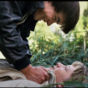 Noordzee, Texas: Jelle Florizoone insieme a Mathias Vergels in una suggestiva immagine del film