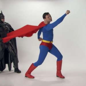 Comic-Con Episode Four: Batman insieme a Superman in una scena del documentario sul Comic-Con di San Diego