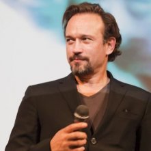 Vincent Perez in un bel primo nel corso della presentazione fiorentina di Un baiser papillon