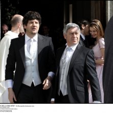 Fabio De Luigi e Antonio Catania sono genero e suocero in una scena de La peggior settimana della mia vita