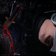 Il fantasma del palcoscenico: William Finley pugnalato in una sequenza del film 