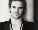 Grey Damon guest star ricorrente in The Secret Circle