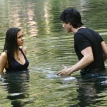 The Vampire Diaries: Nina Dobrev ed Ian Somerhalder nell'episodio The Hybrid