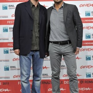 Il regista Pippo Mezzapesa e lo scrittore Mario Desiati, autori de Il paese delle spose infelici